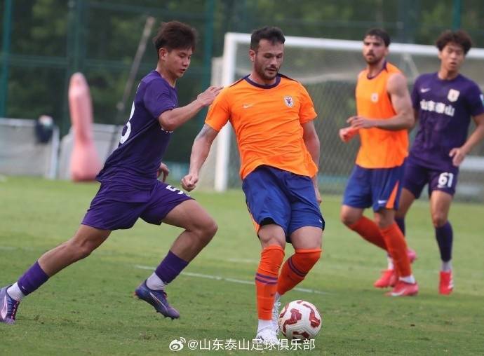 亚冠小组赛：山东泰山3-1力克仁川联，克雷桑梅开二度闪耀全场的简单介绍