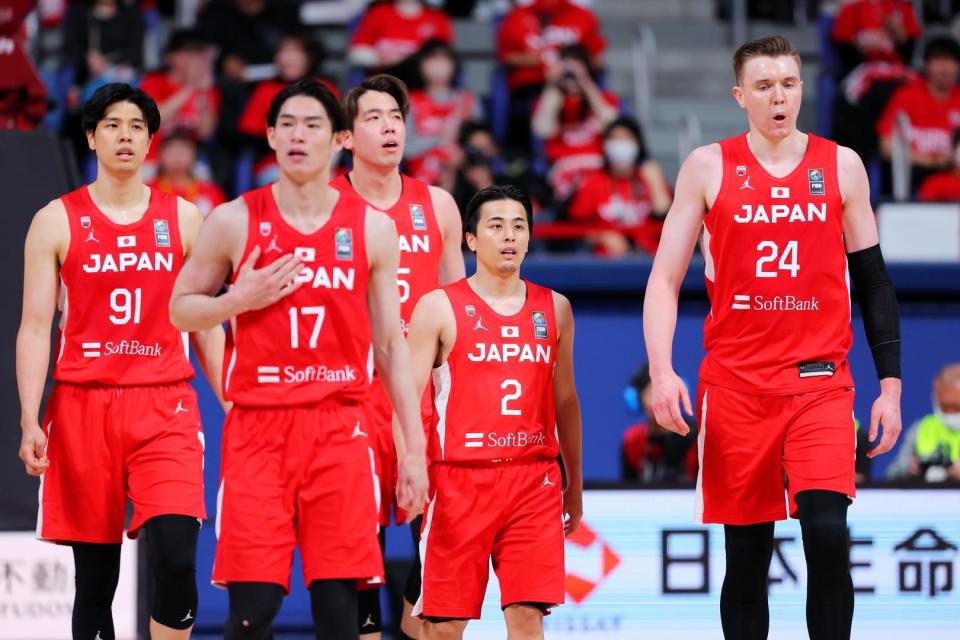 日本篮球队相继获胜，晋级比赛下一阶段